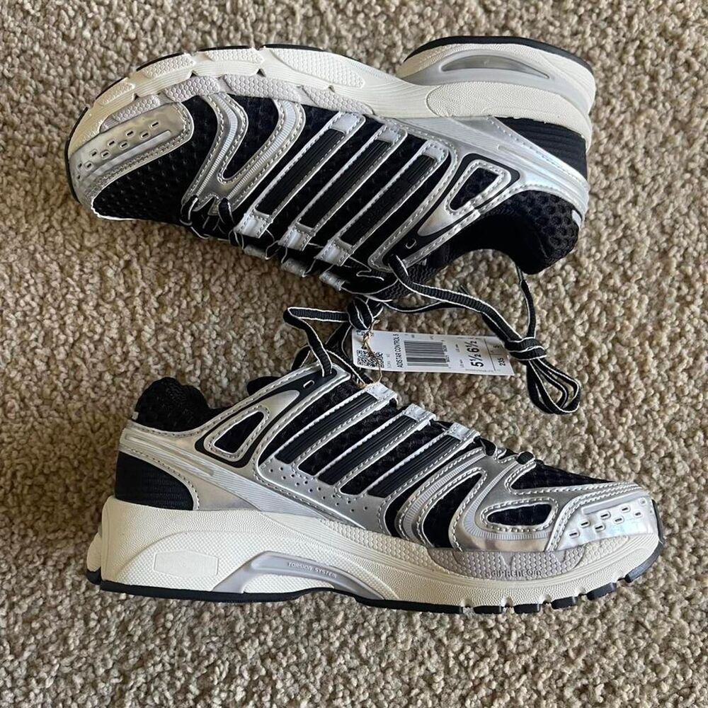 Adidas Women's Black and Grey Trainers